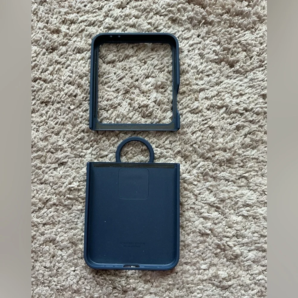 SAMSUNG Galaxy Z Flip 6 Silicone Phone Case, Protective Cover with Built-in Ring